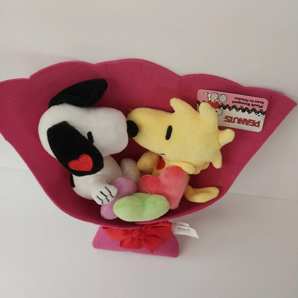 Peanuts Snoopy and Woodstock Valentines Plush Bouquet